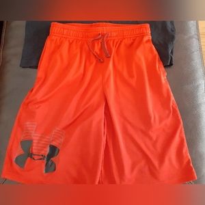 Under Armour youth medium shorts